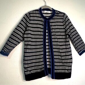 Jones Studio black & white cardigan sweater w blue trim, Sz M. Like new.